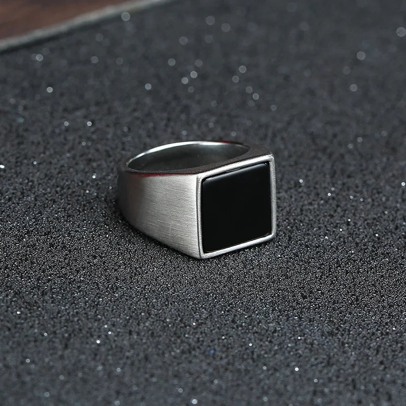 Bague homme carrée en acier et zirconium – CLEVI Paris