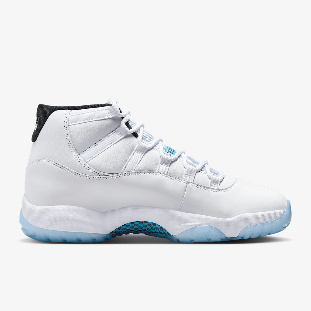 Chaussures de Basketball Homme Haute Tige CT8012-104 – CLEVI Paris