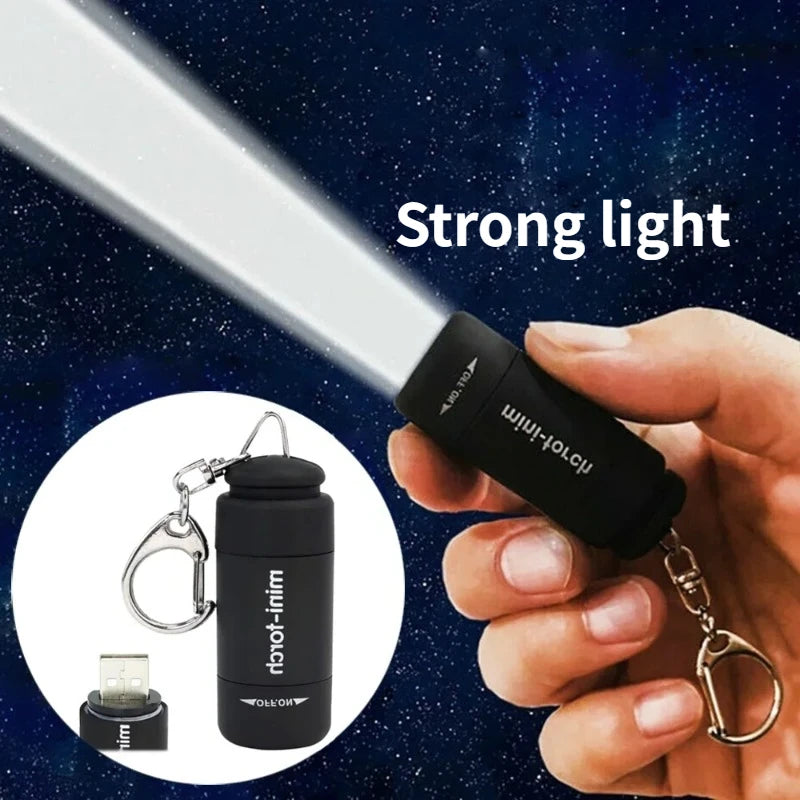 Mini Lampe Torche Porte-Clés USB Rechargeable Waterproof — CLEVI Paris
