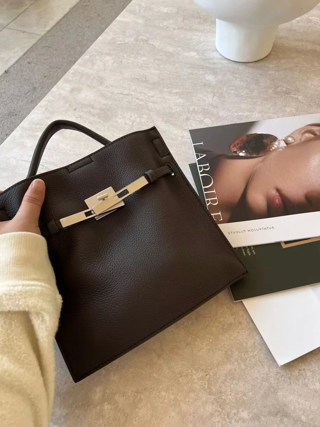 Sac Seau Femme Cuir Vachette Première Couche Style Médiéval – CLEVI Paris