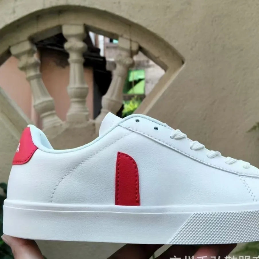 Sneakers unisexes à lacets en simili cuir – CLEVI Paris