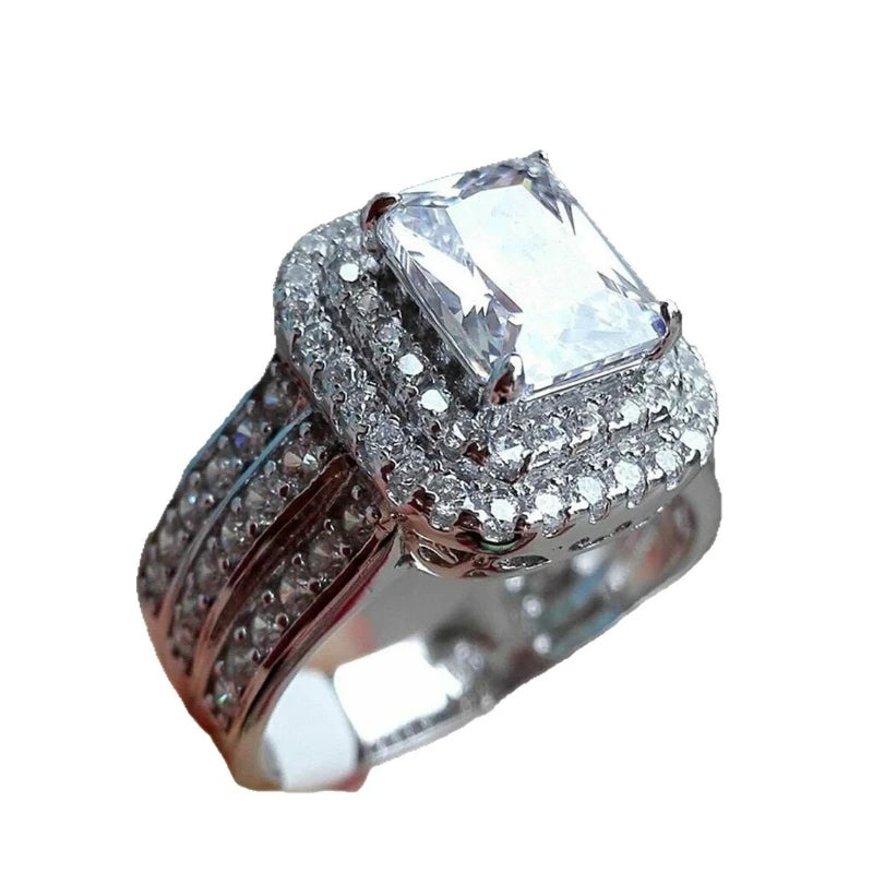 Bague Moissanite Ronde Luxe – CLEVI Paris