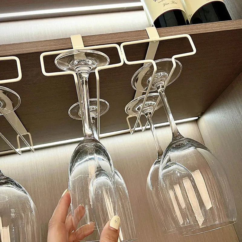 Porte-Verres à Vin Sous Meuble Sans Perçage — Métal, Gain de Place, Cuisine & Bar | CLEVI Paris