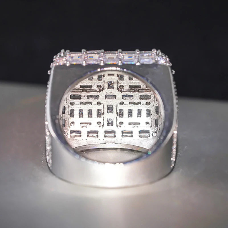 Bague Cocktail Géométrique Femme Huitan DJ142 – Zircone Cubique Argentée