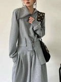 Tenue femme grise : veste, pantalon ou duo – CLEVI Paris
