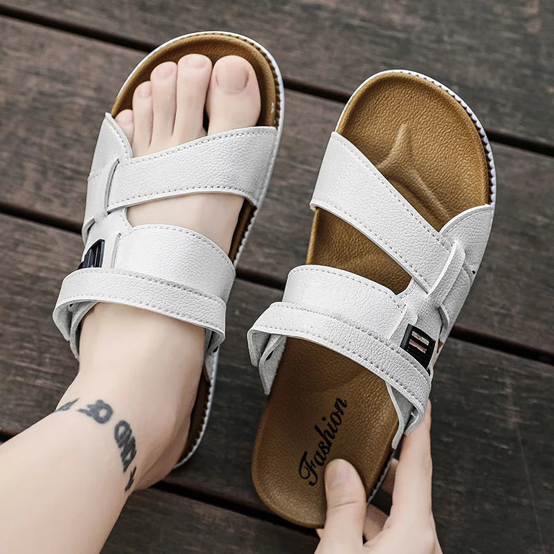 Sandales Homme Été – Cuir Synthétique, Boucle, Antidérapantes, Style Classique | Marron, Noir ou Blanc