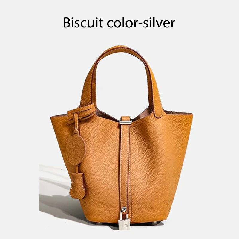 Sac Seau Femme Cuir Véritable TOGO Cadenas & Foulard Décoratif – CLEVI Paris
