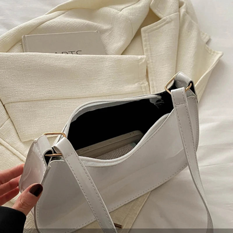 Sac Baguette Rétro en Cuir — CLEVI Paris