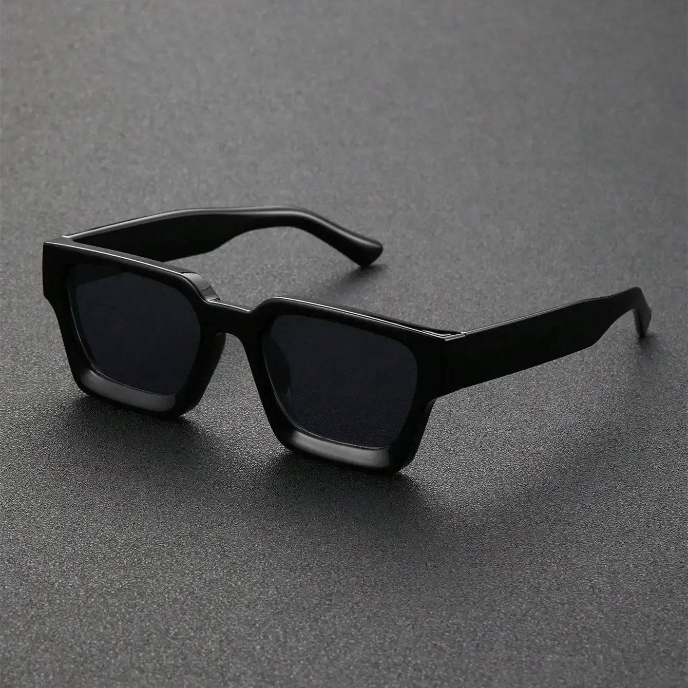 Lunettes de Soleil Carrées Mode Femme – Monture Plastique UV400 Plage Conduite Photo – CLEVI Paris