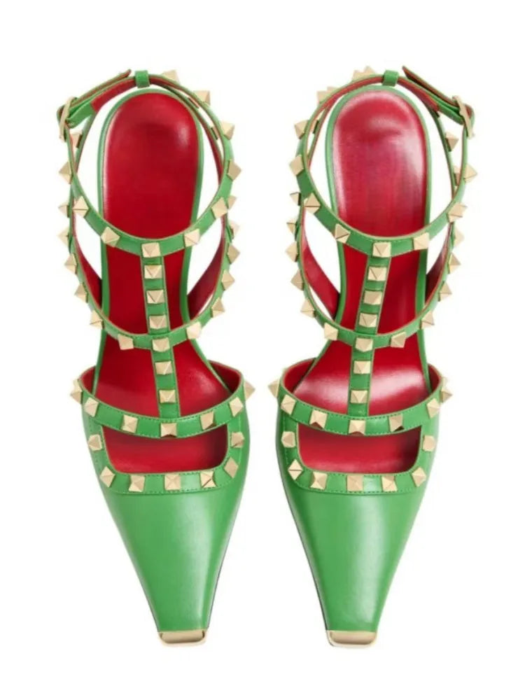 Sandales femme à talon fin et rivets – CLEVI Paris