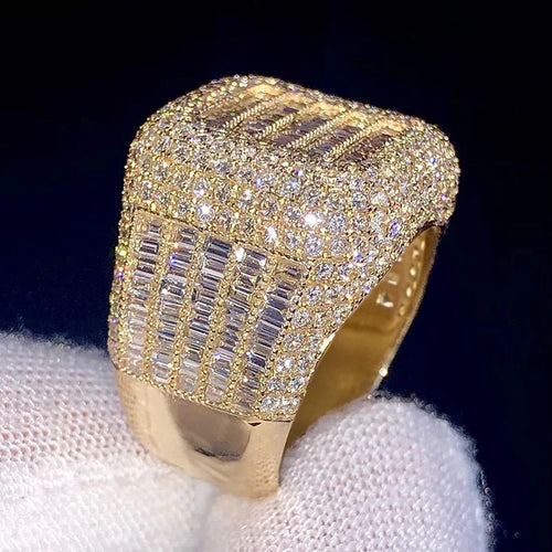 Bague de Mariée Femme Huitan DJ207 – Large Bande Carrée Zircone Pavé Or