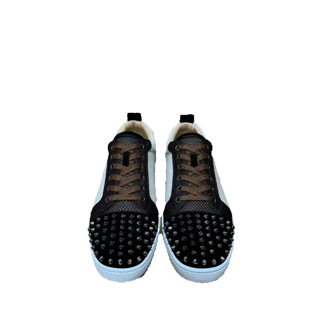 Sneakers Basses Cuir Suède Marron Semelle Rouge Homme – Rivets, Tailles 35-48 – CLEVI Paris