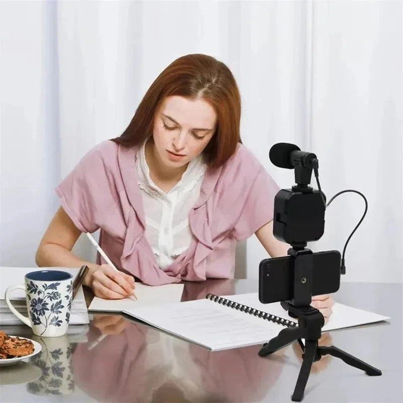 Kit Vlogging Smartphone Trépied Aluminium + Micro + Lumière LED | TikTok YouTube Live