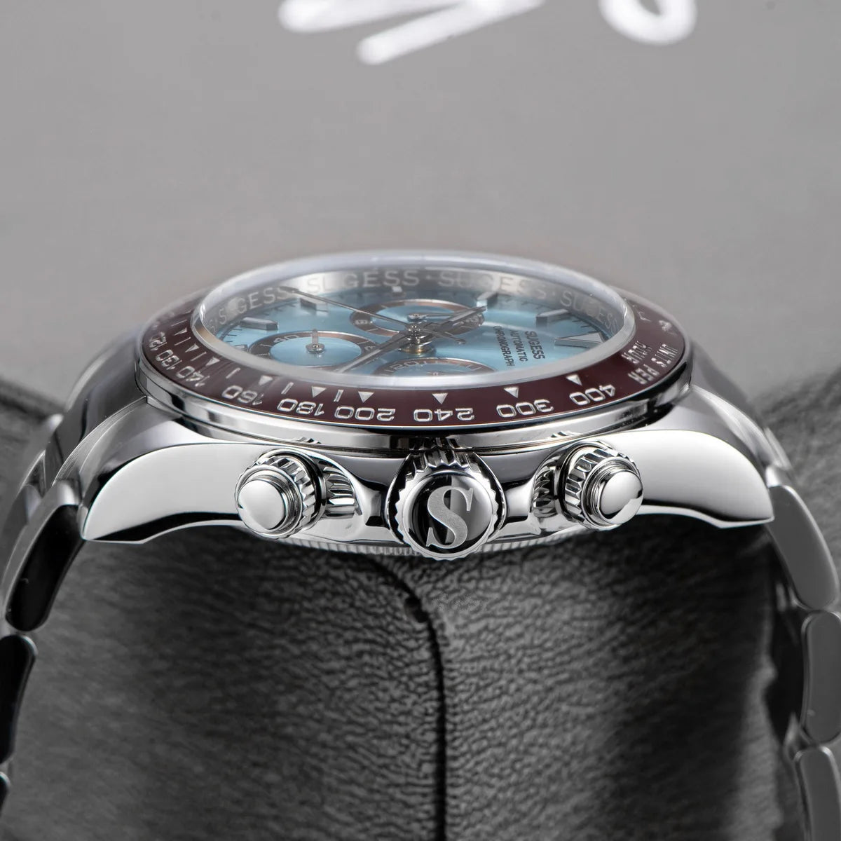 SUGESS Montre Automatique Homme Chronographe Peacock SL-4801 Saphir Acier 39mm 50m – CLEVI Paris