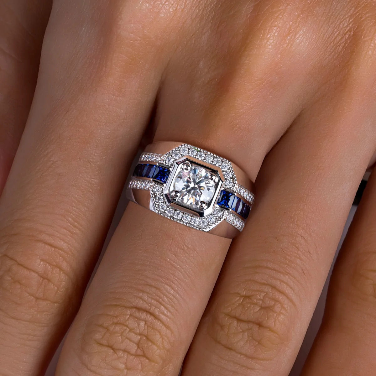 Bague Femme AnuJewel MS-RMO-122 – Moissanite 1ct Couleur D, Argent 925 Plaqué Or 18K, Sertissage Griffe, Tailles 8-12 – CLEVI Paris
