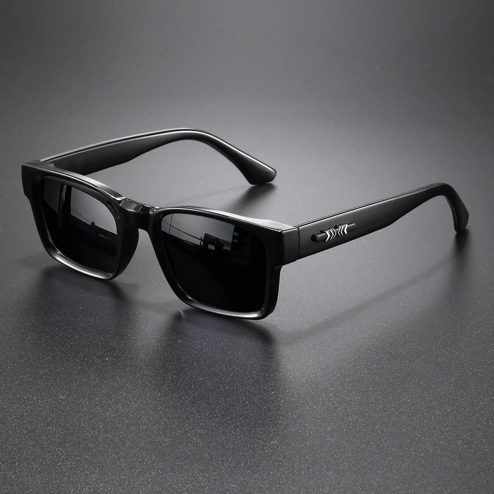 Lunettes de Soleil Rétro Punk Carrées UV400 Unisexe — CLEVI Paris
