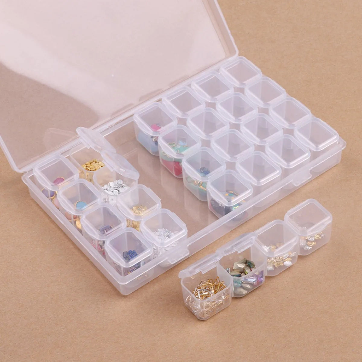 Boîte de Rangement Plastique à Compartiments | 28 ou 56 Cases, Bijoux, Perles, Nail Art & DIY – CLEVI Paris