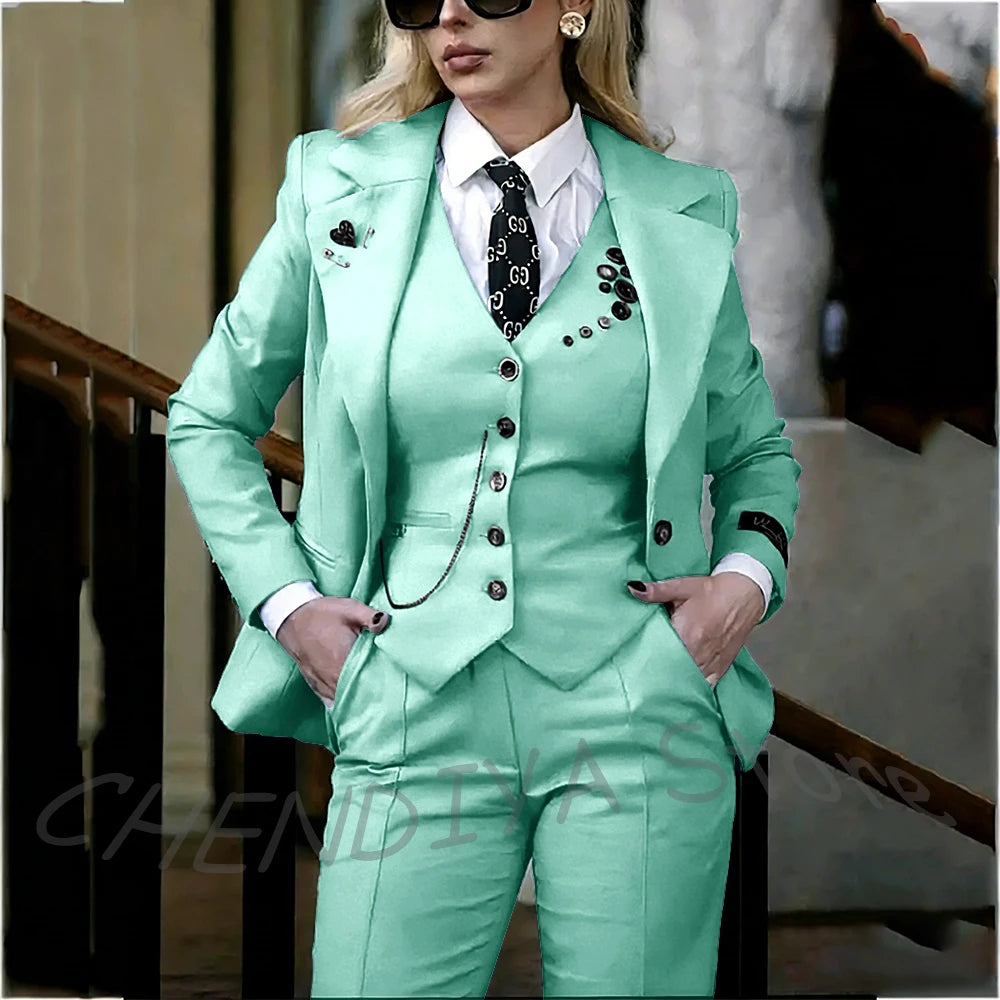 Tailleur pantalon femme à col châle – CLEVI Paris