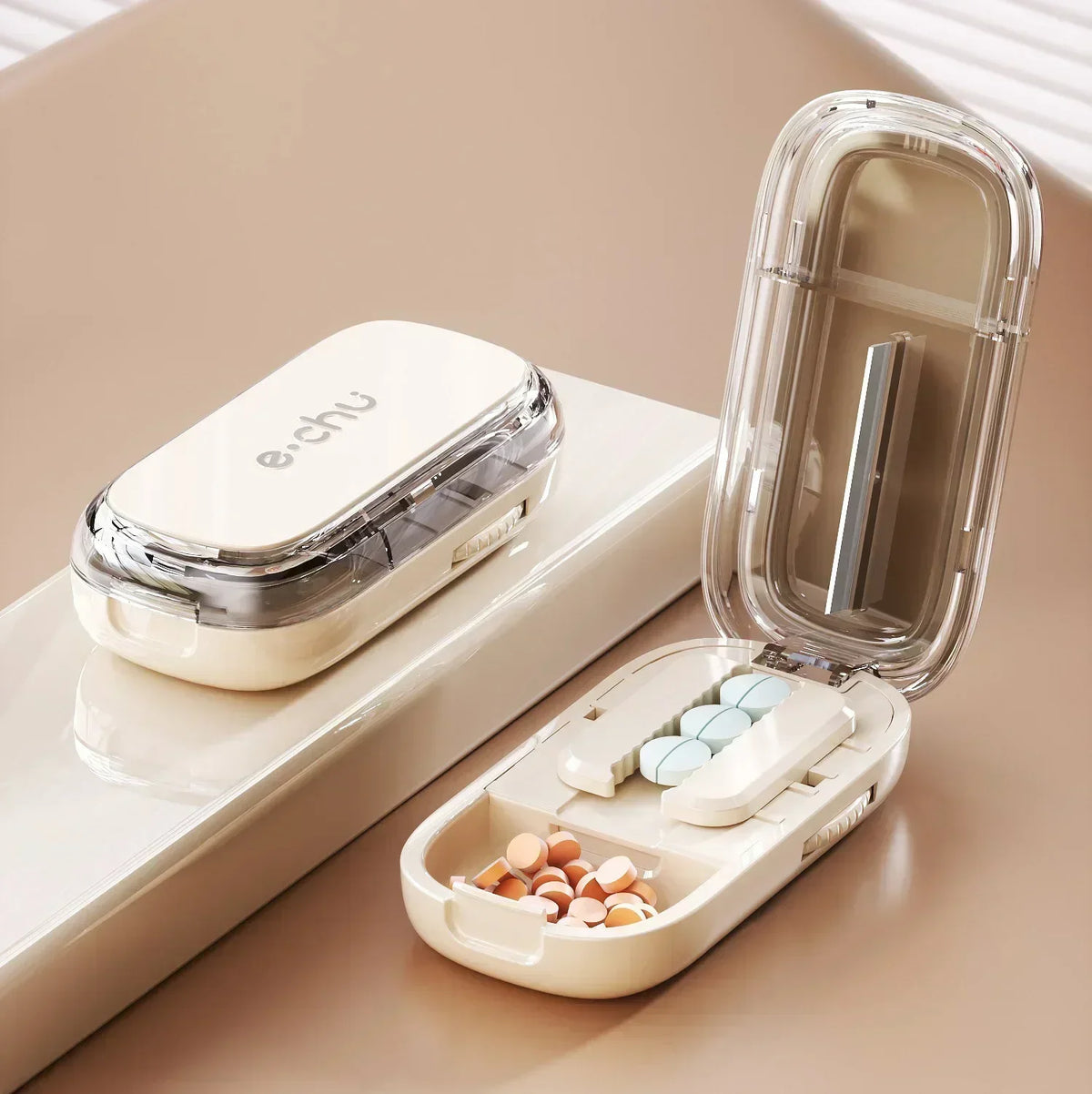 Coupe-comprimés portable avec rangement – CLEVI Paris