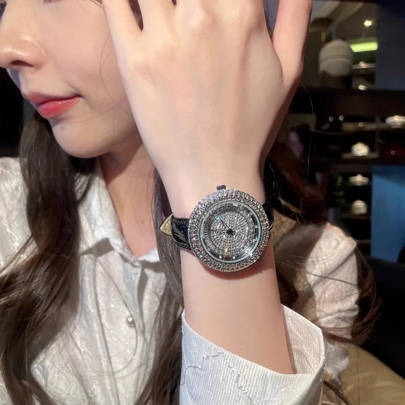 Montre Femme Home Idea – Quartz, Diamants, Bracelet Cuir Véritable, Boîtier Acier 39 mm, Étanche 3 ATM – CLEVI Paris