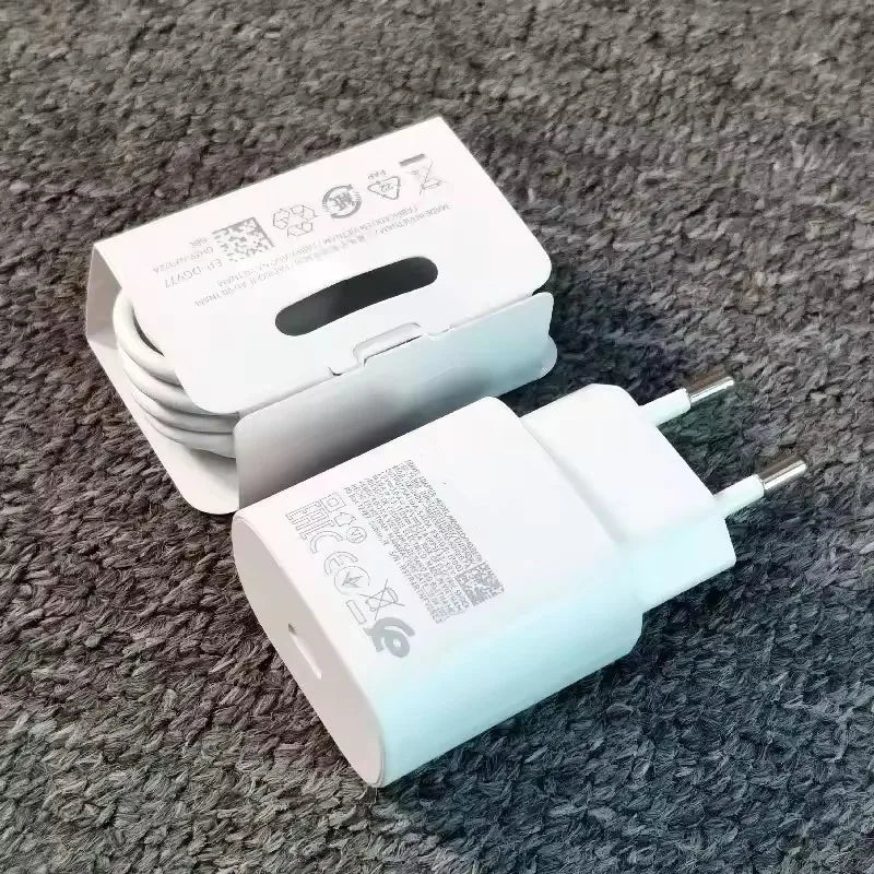 Chargeur Rapide 25W Samsung USB-C — Prise EU, Compatible Galaxy S25/S24/S23/Z Flip/Fold | CLEVI Paris