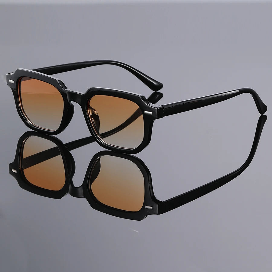 Lunettes de Soleil Carrées Homme Style Y2K Rivets Verres Dégradés 13110 – CLEVI Paris
