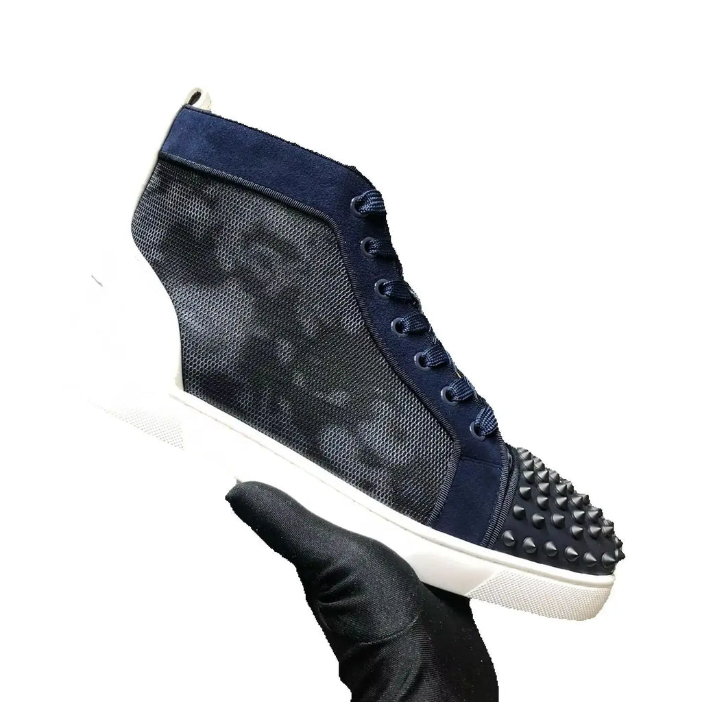 Sneakers Montantes Cuir Véritable Bleu Rivets Noirs Homme – Semelle Rouge, Lacets, Tailles 35-48 – CLEVI Paris