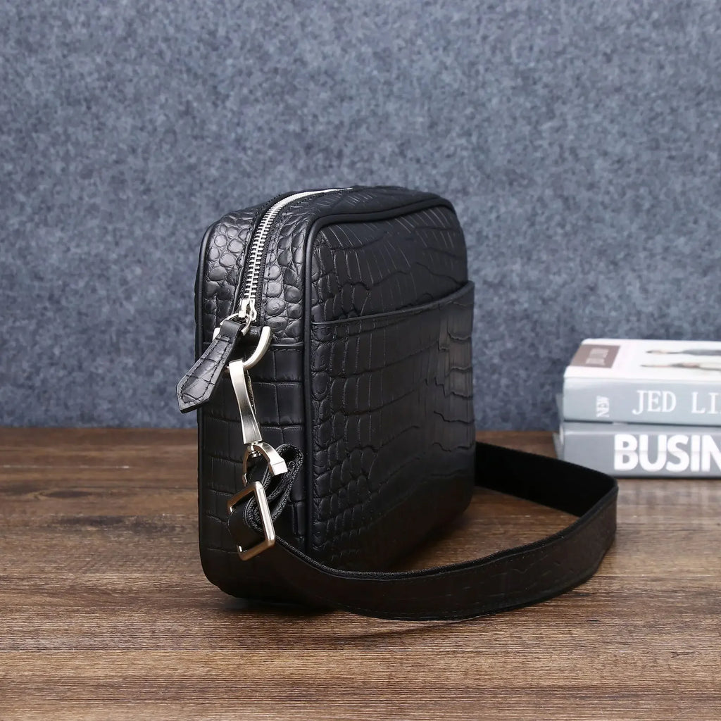 Sacoche Homme Cuir Véritable Motif Alligator 27x18cm – CLEVI Paris