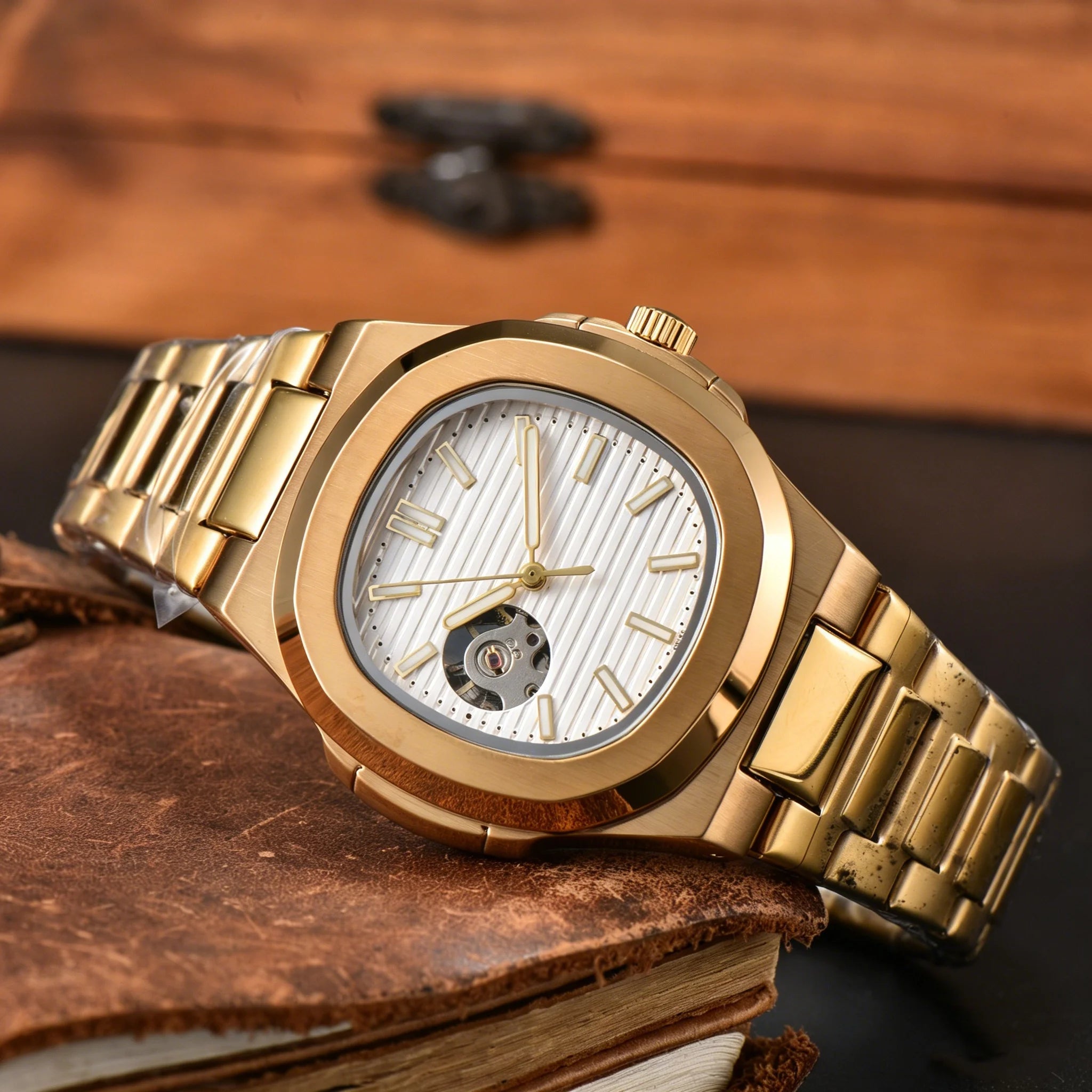 Montre Mécanique Homme Squelette Cadran Ouvert Acier 904L Bracelet Acier – CLEVI Paris