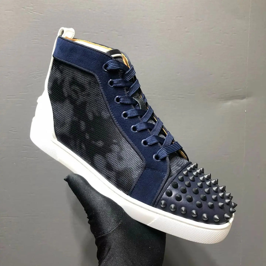Sneakers Montantes Cuir Véritable Bleu Rivets Noirs Homme – Semelle Rouge, Lacets, Tailles 35-48 – CLEVI Paris