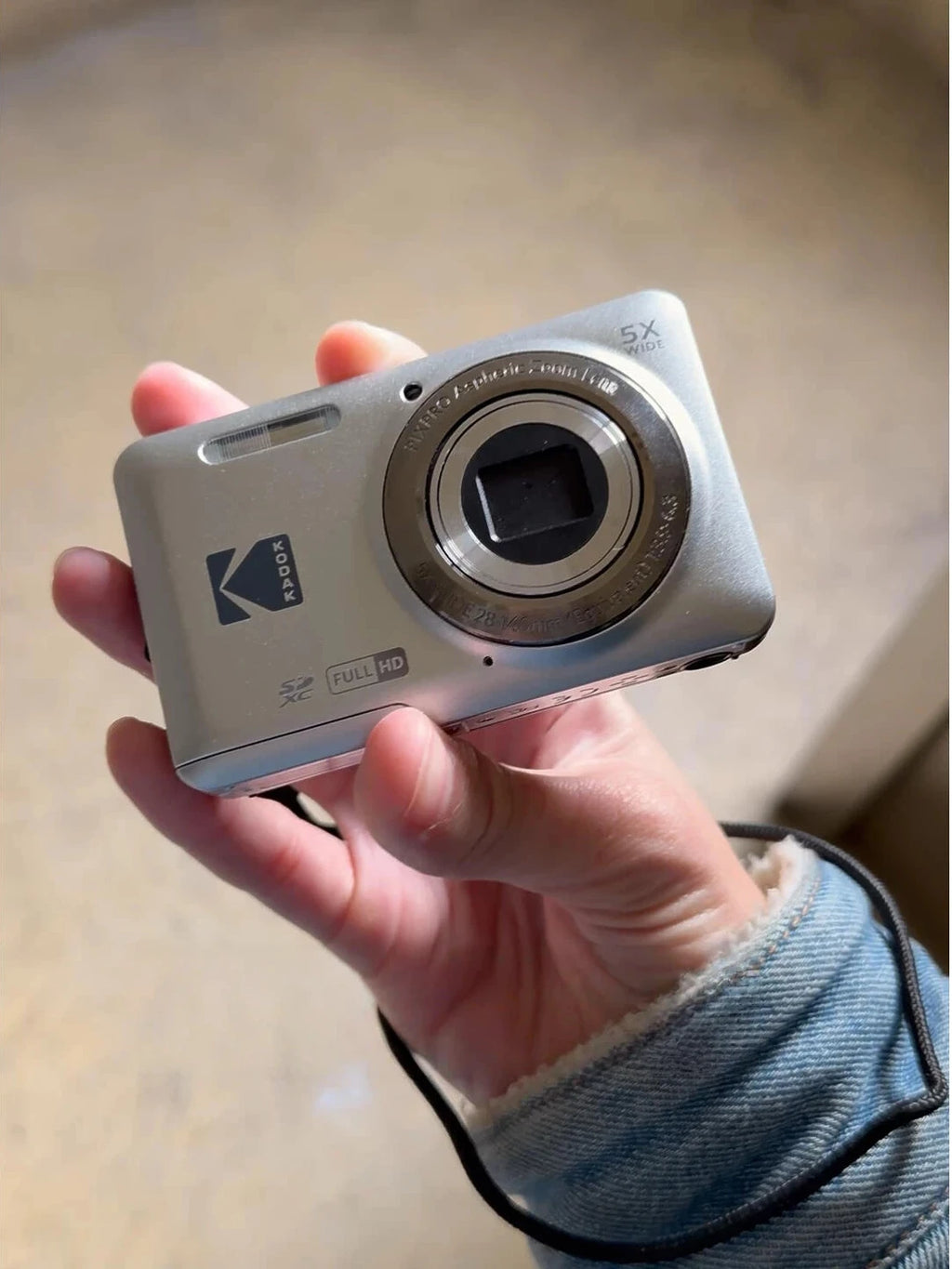 Kodak PIXPRO FZ55 Appareil Photo Compact 16MP Zoom 5x Grand Angle 28mm | Vidéo 1080p