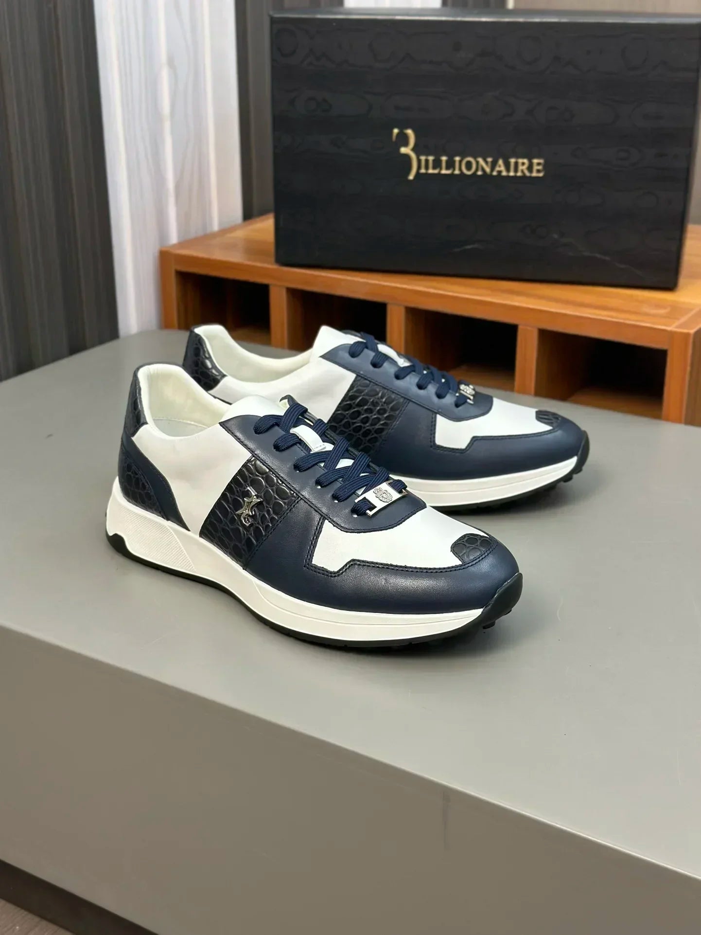 Sneakers Homme Cuir Véritable Brodés Casual Confort EU 39-44 – CLEVI Paris