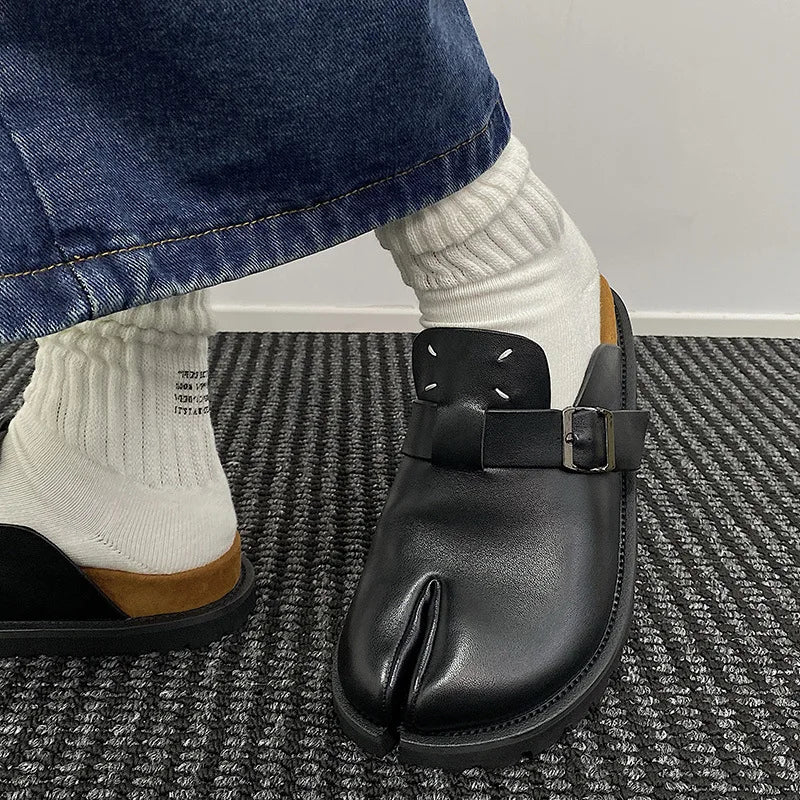 Chaussons Tabi Unisexe – Cuir Véritable, Bout Fendu & Support Voûte Plantaire