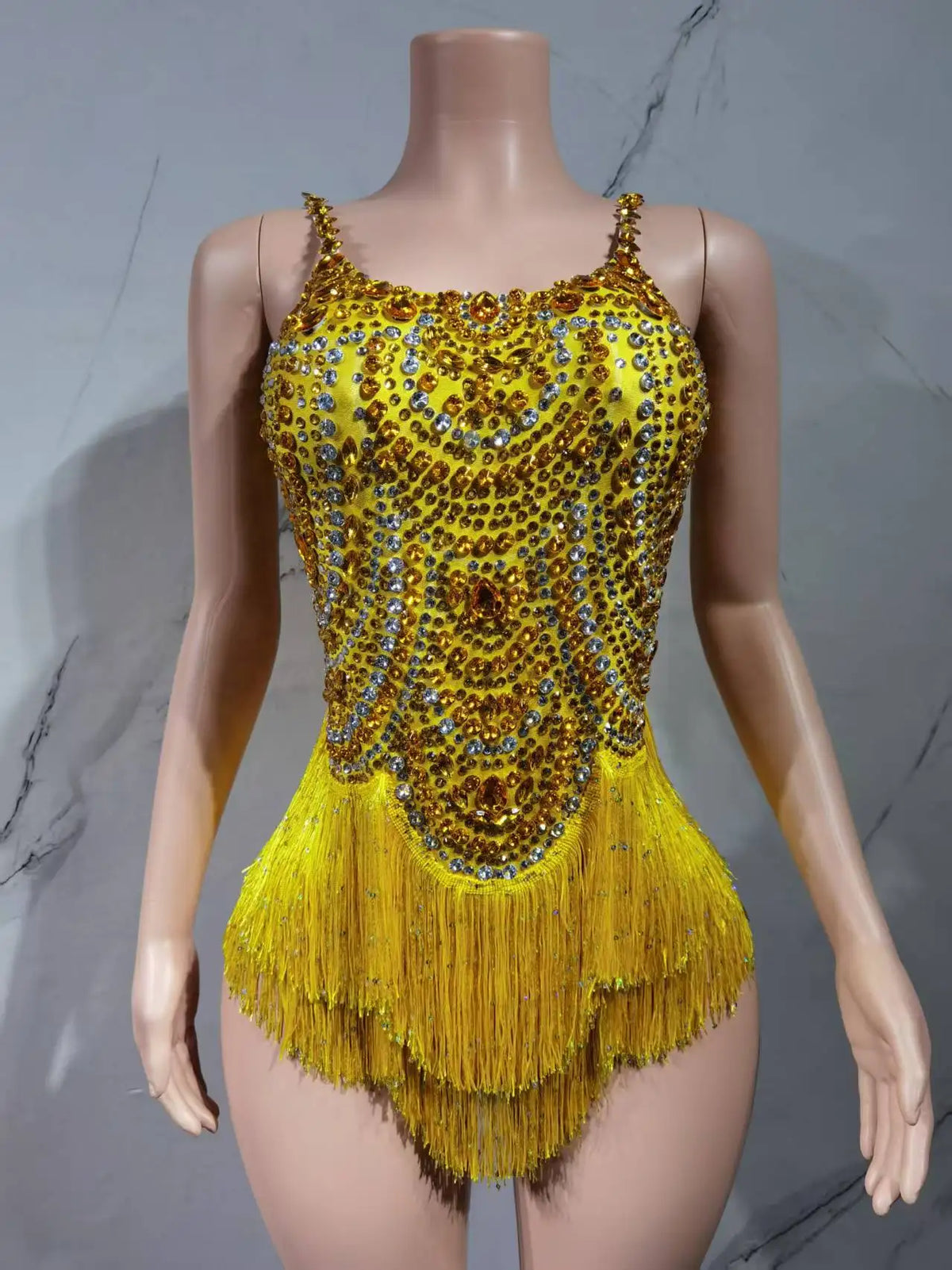 Costume de scène femme pour danse – CLEVI Paris