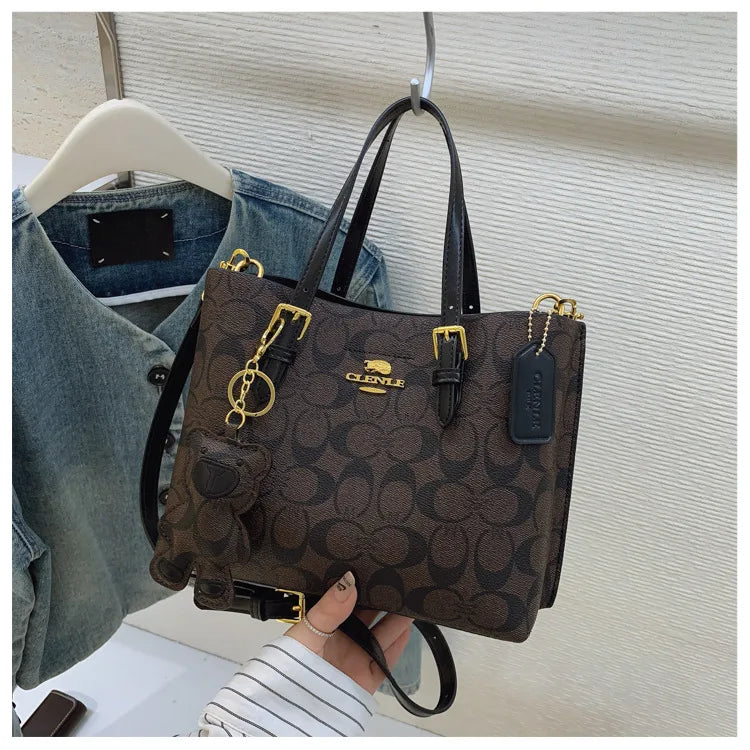 Mini Tote Bag Femme Monogramme & Breloque Ours Bandoulière Ajustable – CLEVI Paris