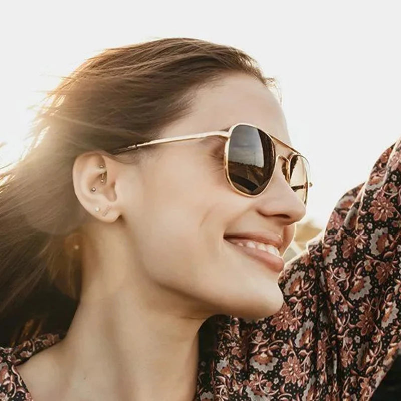 Lunettes de Soleil Pilote Unisexe Verre Trempé UV400 AO8054 – CLEVI Paris