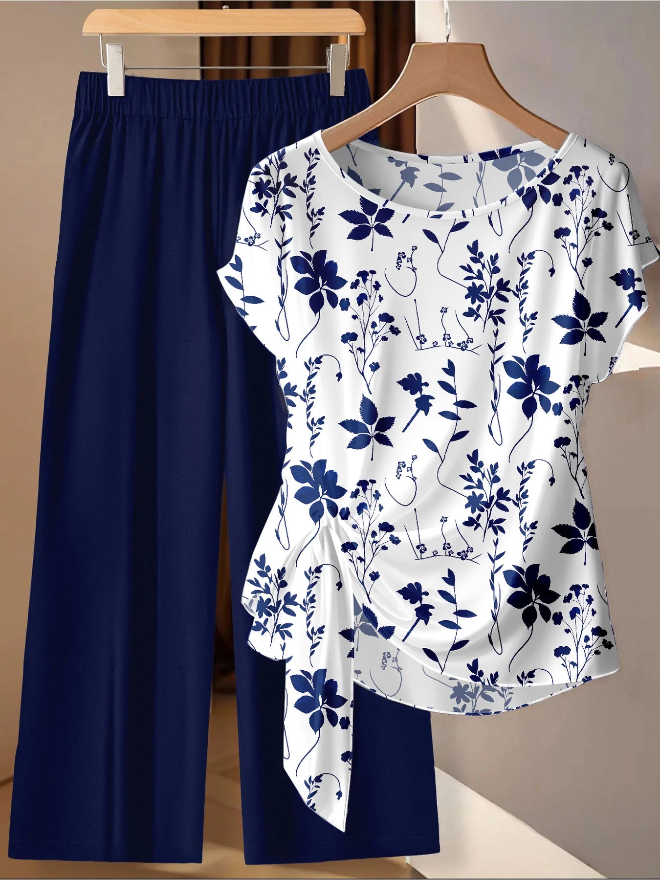 Ensemble 2 Pièces Femme Grande Taille Top Torsadé Imprimé Blanc Pantalon Jambe Large Marine Casual Été – CLEVI Paris