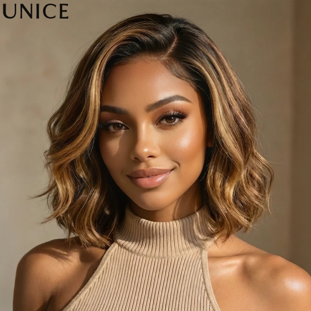 Perruque carré brun, mèches blond miel – CLEVI Paris