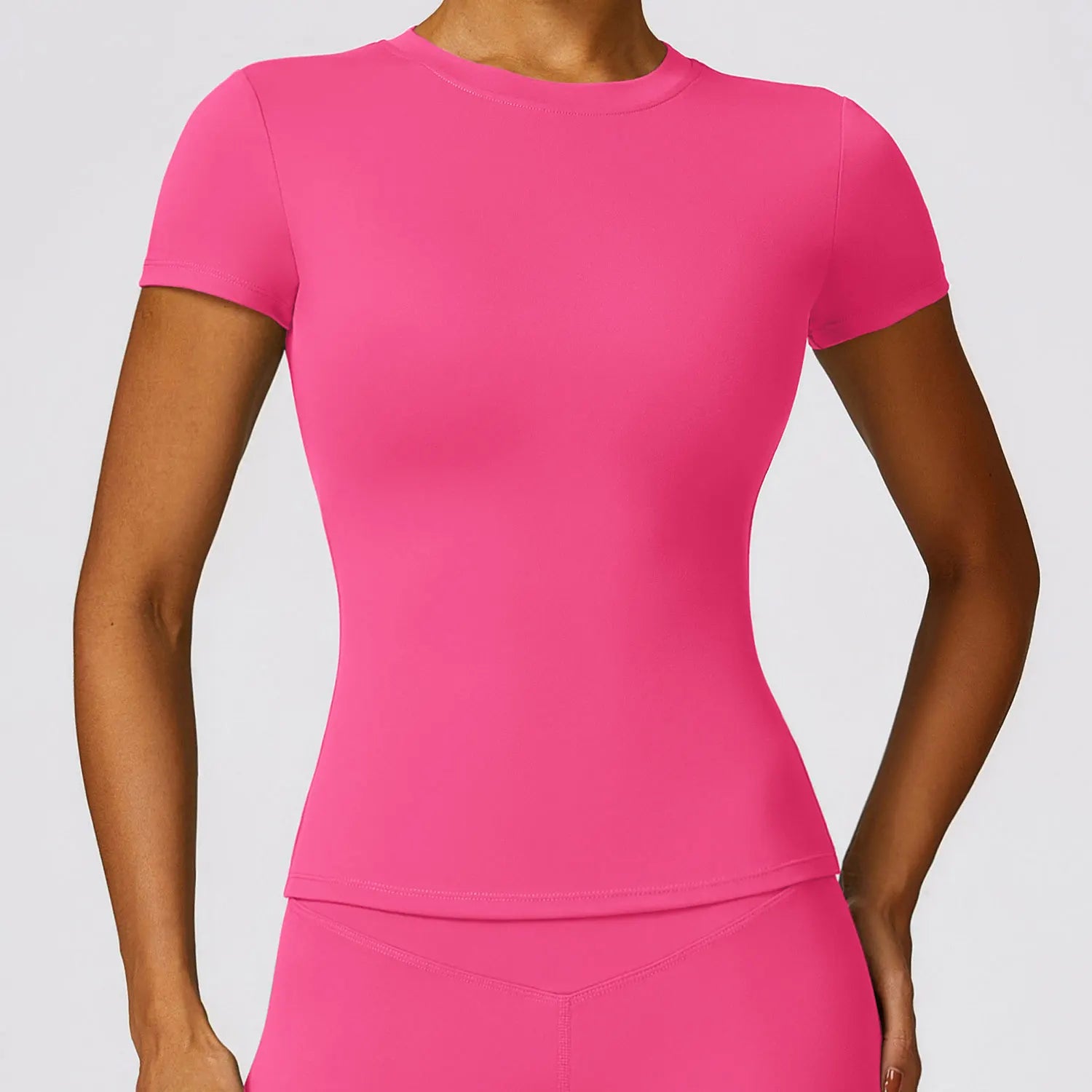T-shirt Sport Femme Nylon | Running, Yoga & Gym, Manches Courtes Respirant, 16 Coloris – CLEVI Paris