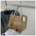 Mini Tote Bag Femme Monogramme & Breloque Ours Bandoulière Ajustable – CLEVI Paris