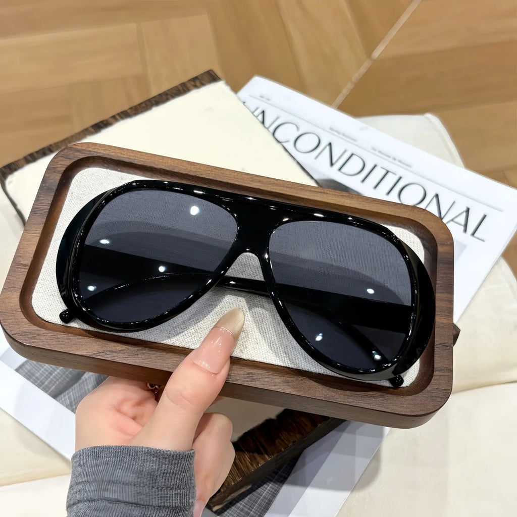 Lunettes de Soleil Rétro Forme Originale Polycarbonate UV400 Été Unisexe – CLEVI Paris