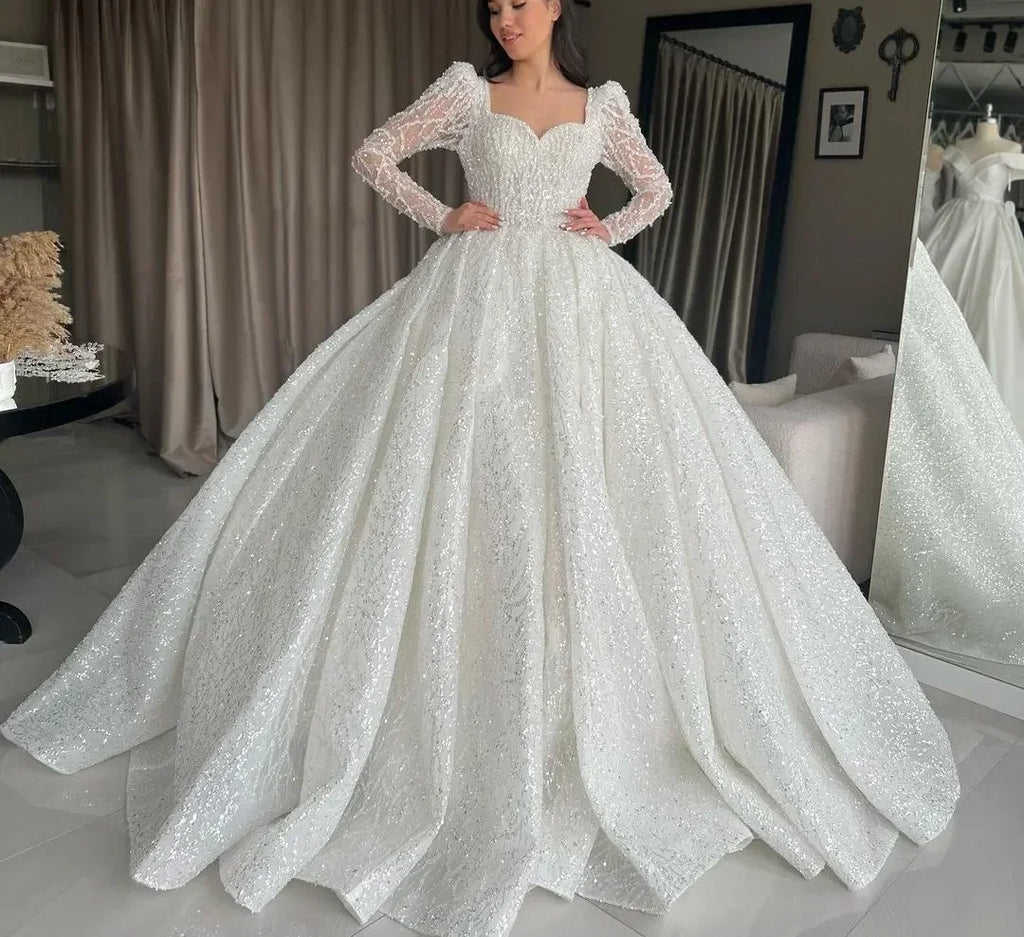 Robe de mariée en dentelle et tulle robe de bal – CLEVI Paris