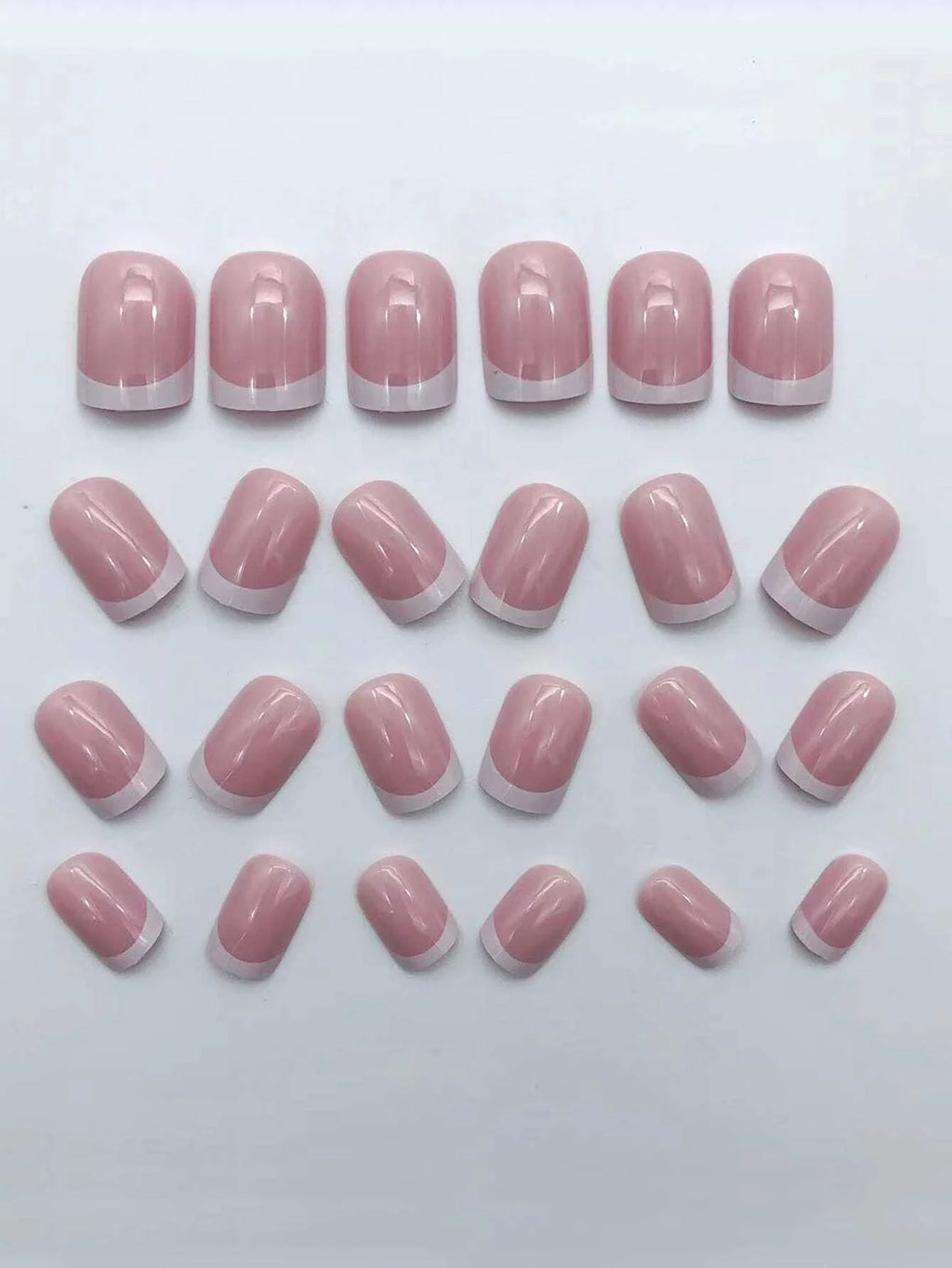 Faux Ongles Press-On Style French | Lot de 24, Forme Carrée – CLEVI Paris
