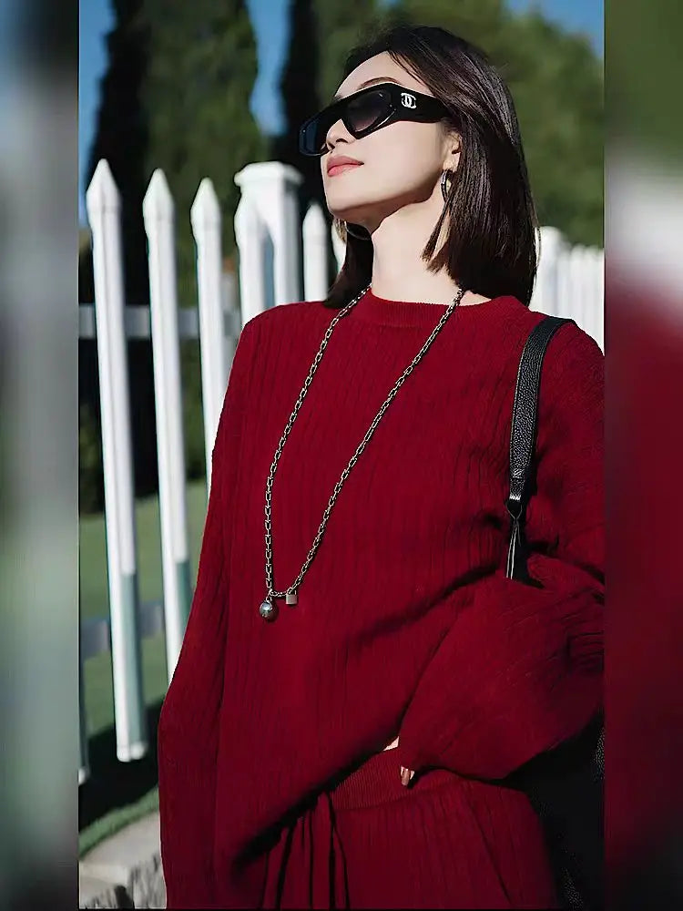 Ensemble femme rouge en laine et pantalon large – CLEVI Paris