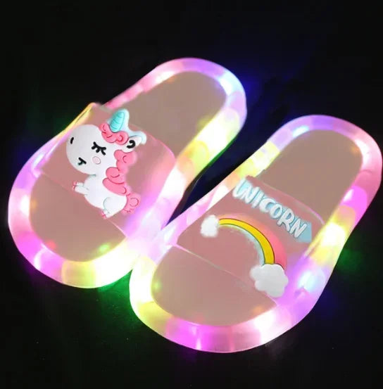 Chaussons Enfant Licorne & Animaux Cartoon – Séchage Rapide | Mixte | Tailles 24-35