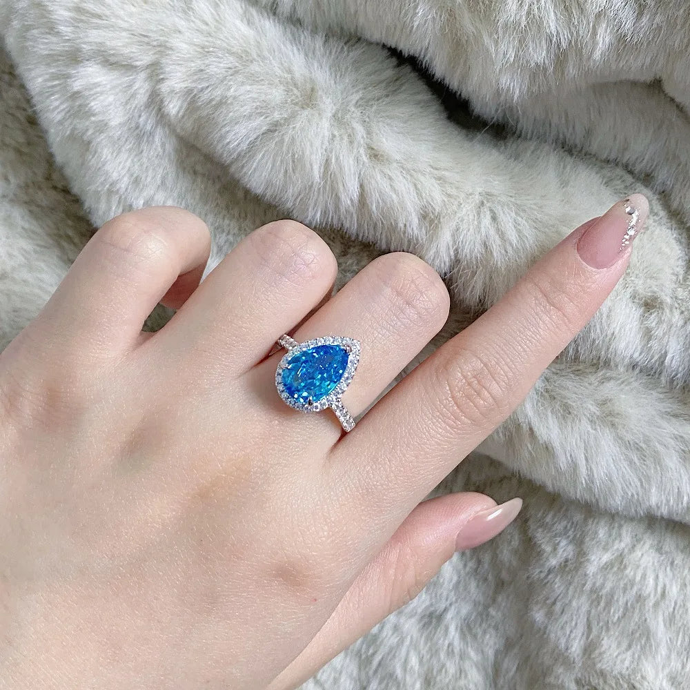 Bague Fiançailles Or Blanc 18K | Saphir Poire 7 Carats – CLEVI Paris