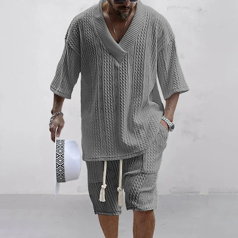 Ensemble homme en maille col V et short – CLEVI Paris