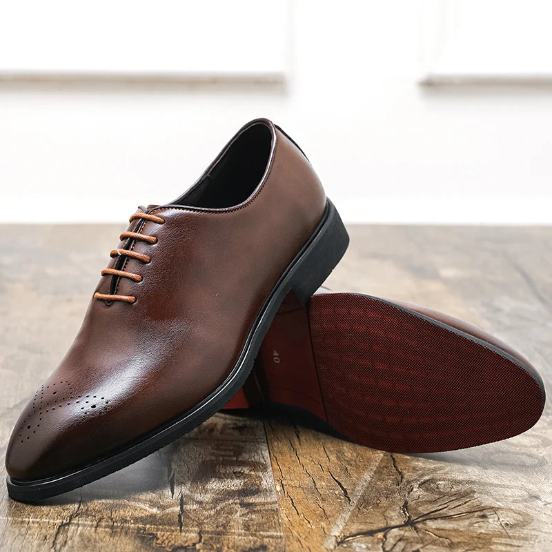 Brogue Homme Semelle Rouge Lacets Bout Rond Style Bureau Formel | Noir & Marron EU 38-48