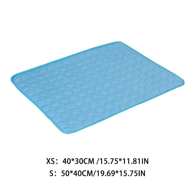 Tapis Rafraîchissant Été Chien Chat Soie Glacée Lavable 40x30 & 50x40cm – CLEVI Paris