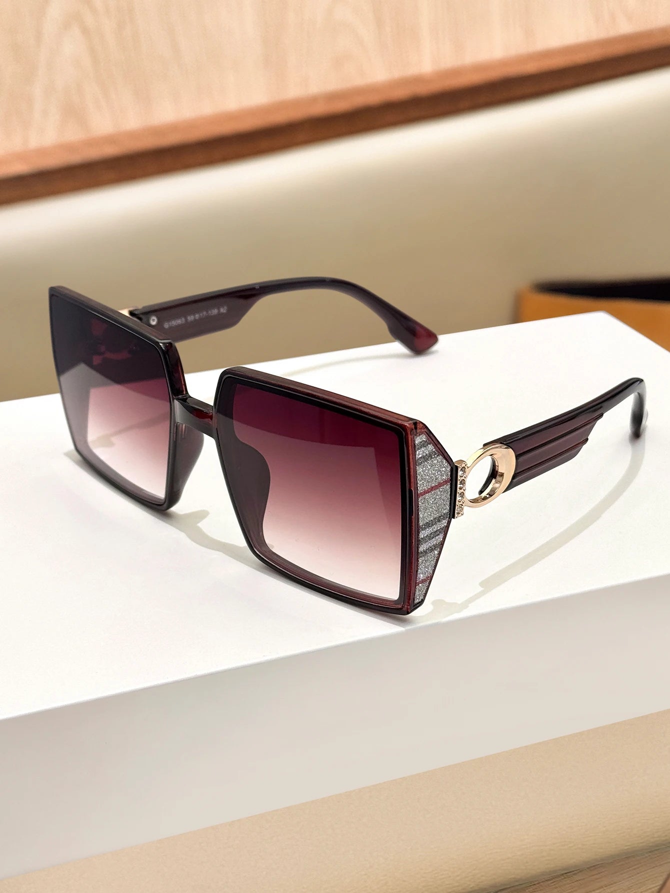 Lunettes de Soleil Carrées Retro Branches Carreaux Diamant UV400 Femme – CLEVI Paris